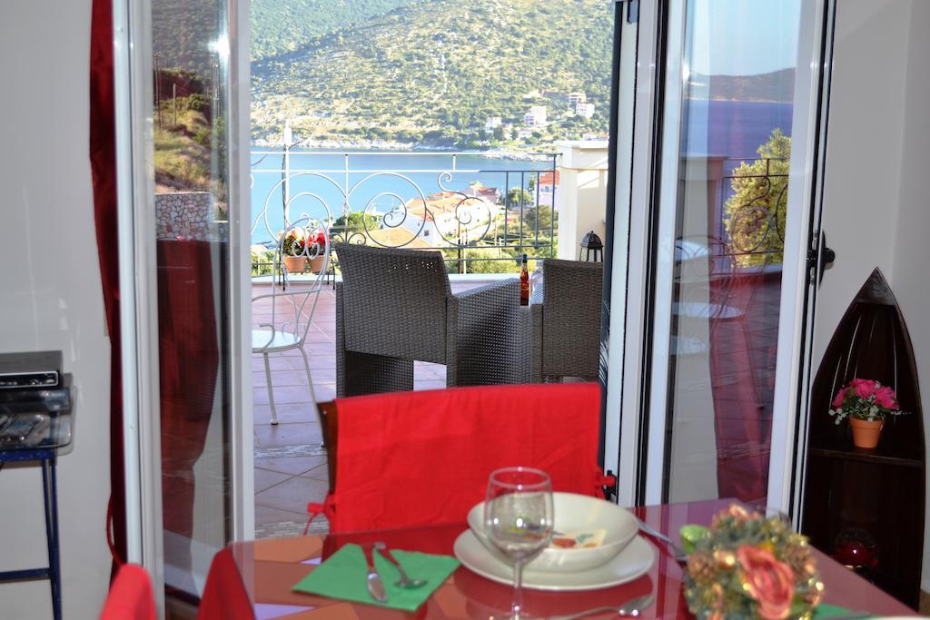 Verde E Mare Agia Efimia Rom bilde